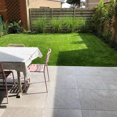 Vakantie Appartement Allure, Met Zuidgericht Tuintje Oostende Exterior foto