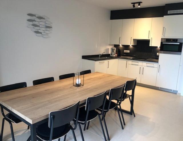 Vakantie Appartement Allure, Met Zuidgericht Tuintje Oostende Exterior foto